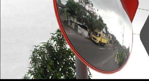 Convex Mirror